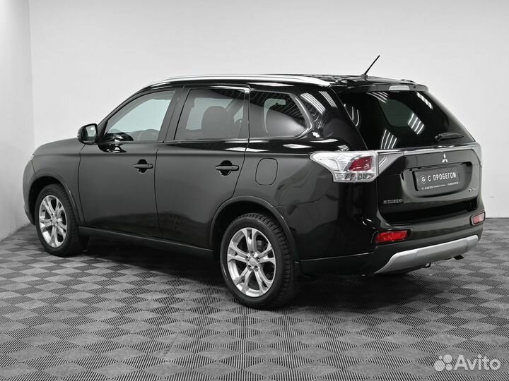 Mitsubishi Outlander 2.0 CVT, 2014, 142 000 км