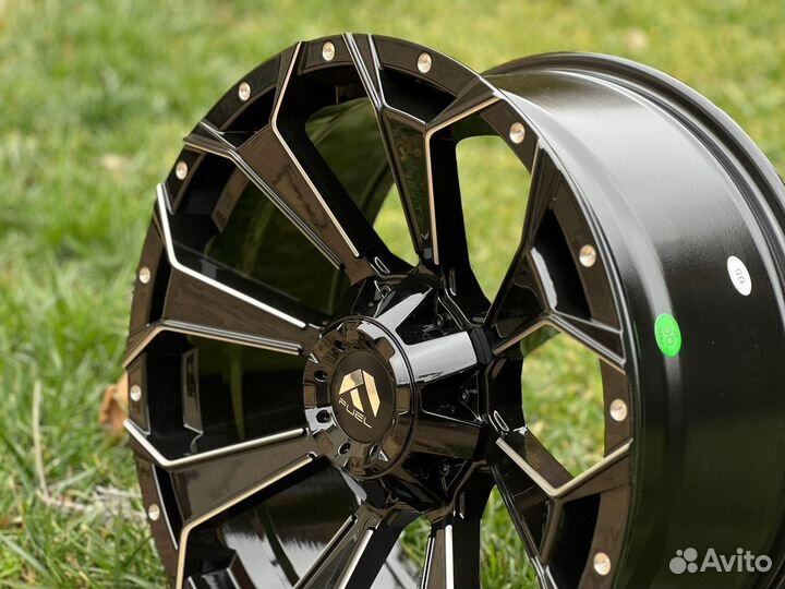 Мощные стильные диски Fuel R20 6/139.7