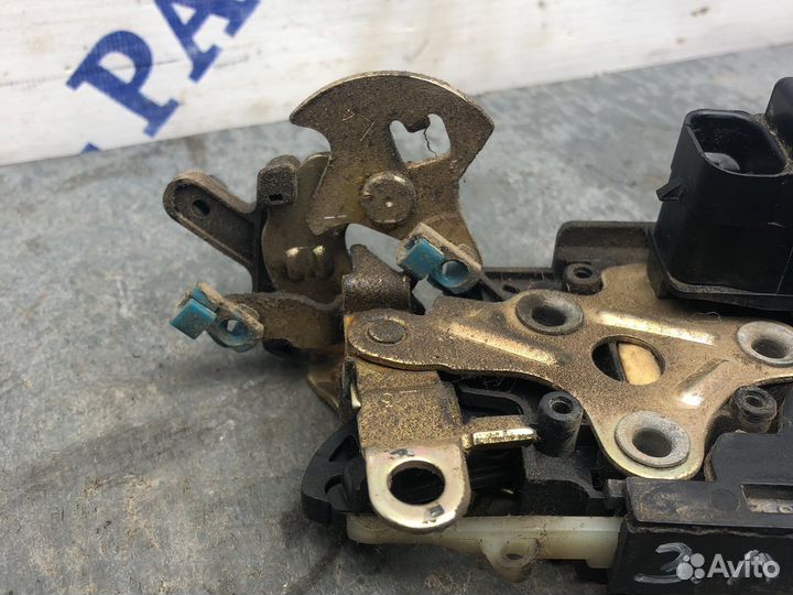 Зад лев замок двери Aveo T200