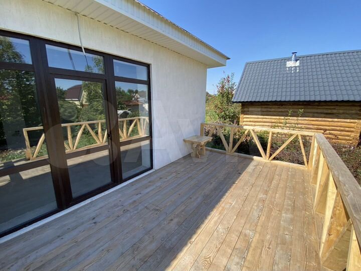 Дом 94 м² на участке 6 сот.