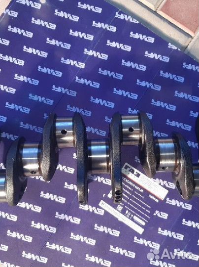 Коленчатый вал 421