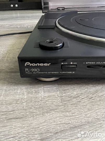 Проигрыватель винила Pioneer PL-990