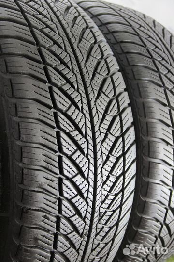 Goodyear UltraGrip 8 Performance 245/45 R18 100V