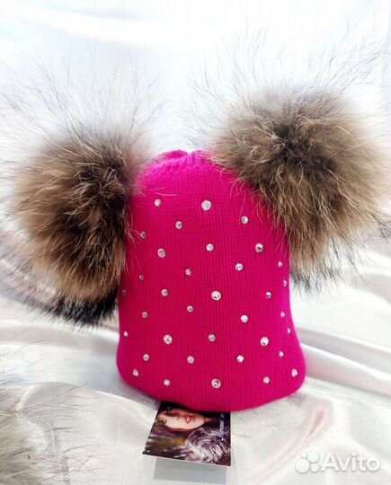 Шапка и шарф с 2-мя помпонами