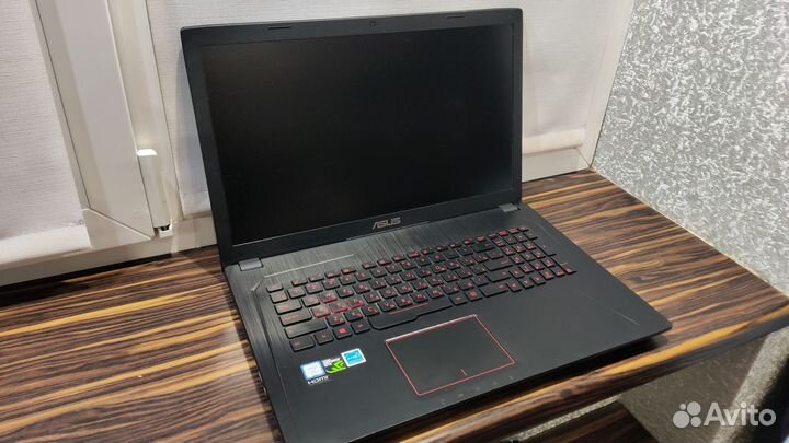 Игровой ноутбук asus