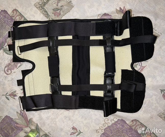 Бандаж компрессионный на коленный сустав