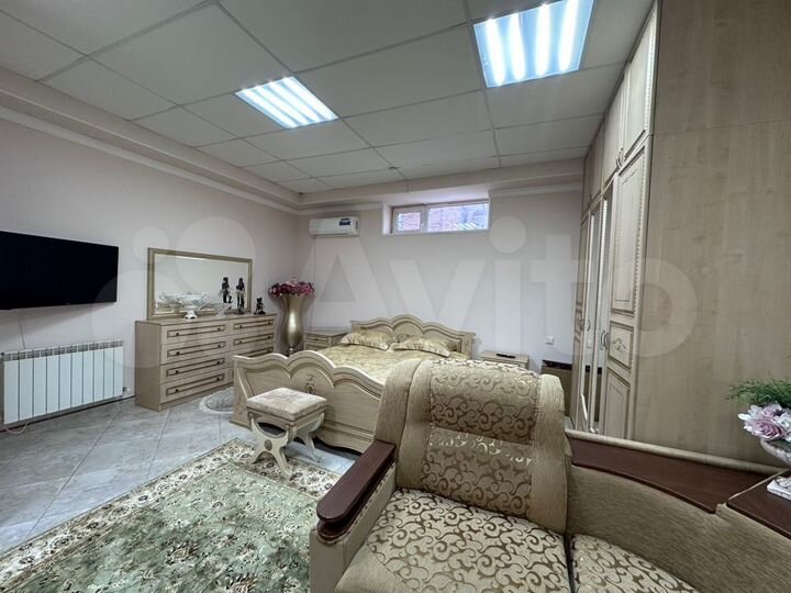 Гостиница, 369 м²