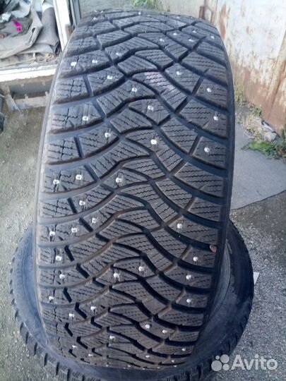 Dunlop SP Winter Ice 03 235/45 R18