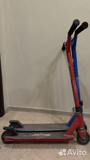 Трюковой самокат razor