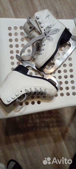 Коньки фигурные детские 27 размер