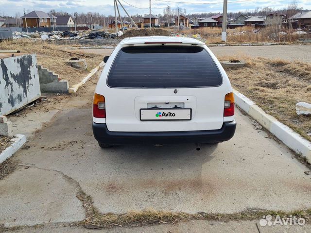 Toyota Corolla 1.5 AT, 1998, 300 000 км