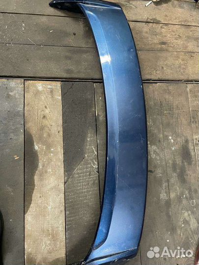 Сполер на priora седан