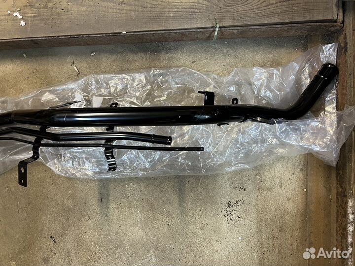 Горловина бензобака (дизель) Паджеро 3 4