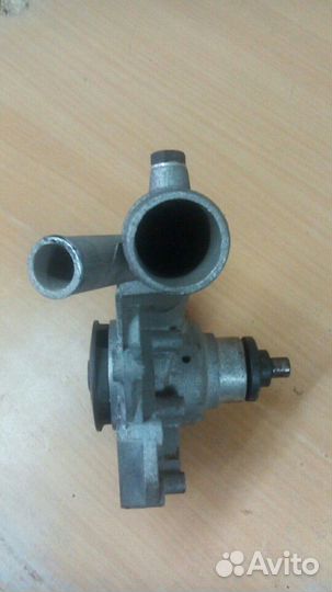 Помпа на мерседес123