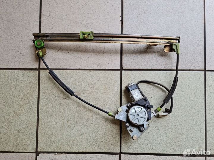 Стеклоподъемник Lifan Breez