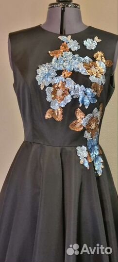 Вечернее платье