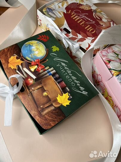 Клубника/бананы/финики в шоколаде