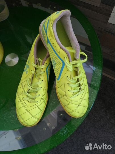 Футбольные бутсы