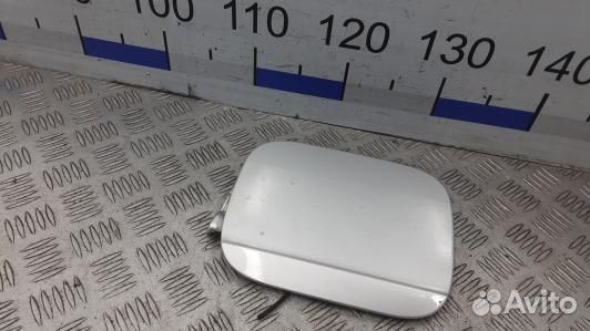 Лючок бака audi A4 B7 (95D15IC01)