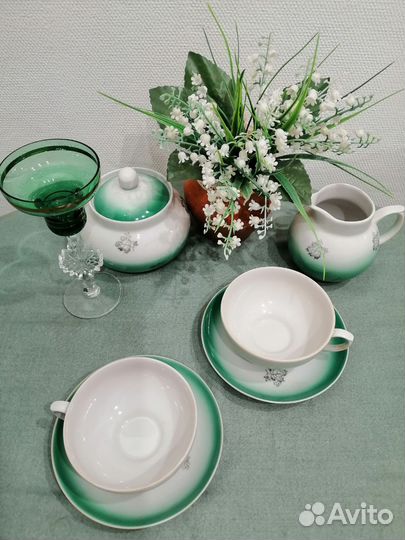 Части сервиза Дулево