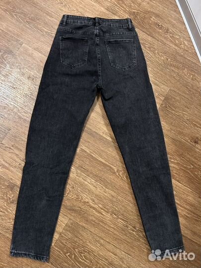 Джинсы мом новые