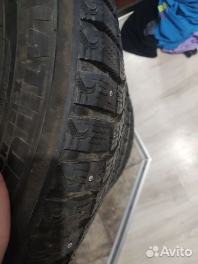 Michelin Latitude X-Ice North 2 275/45 R20