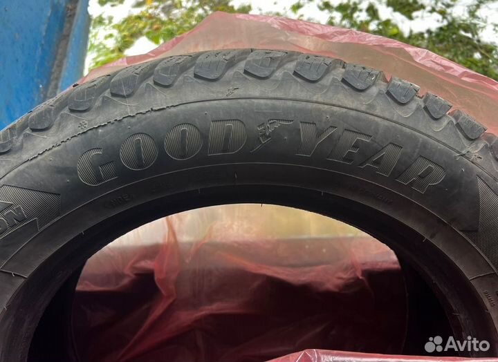 Goodyear Aquatred 225/60 R18