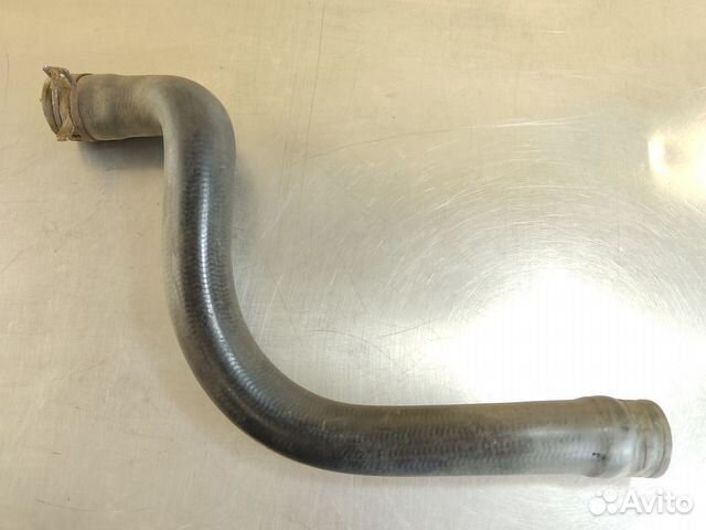 Патрубок радиатора Volkswagen Golf 3