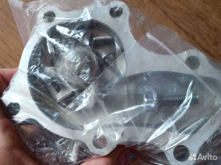 Водяной насос охлаждения