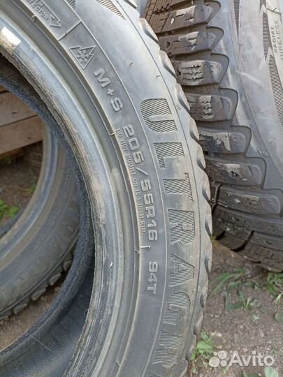 Goodyear Ultragrip Ice Arctic 205/55 R16