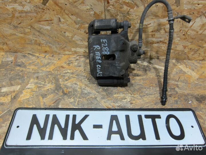 Суппорт передний правый Kia Ceed 2