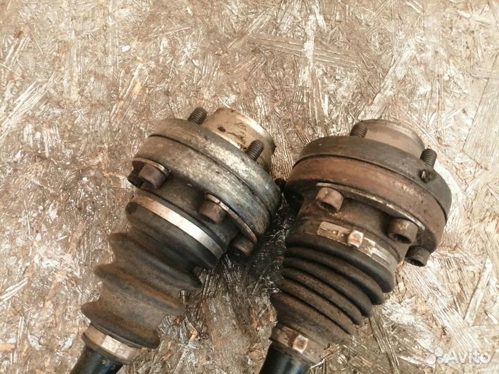 Привод передний Audi Q7 2005-2015 3.0 TDI