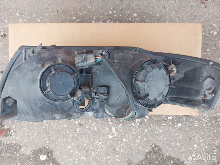 Фара передняя правая Nissan Almera Classic B10