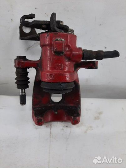 Суппорт тормозной задний правый Alfa Romeo Gt купе