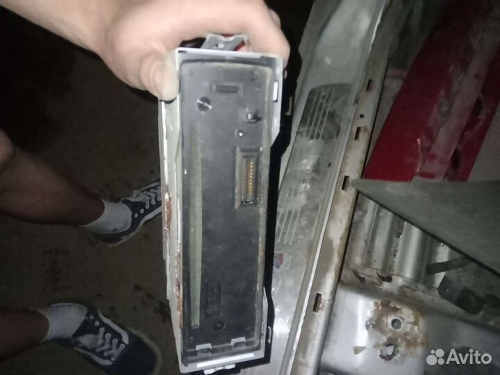 Магнитола pioneer DEH2300UB без панели и фишек