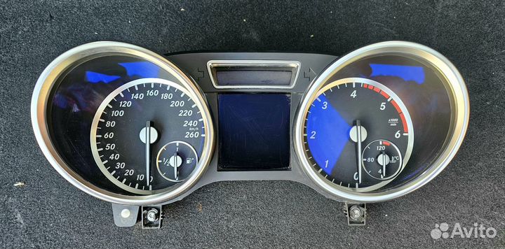 Приборная панель мерседес GL X166