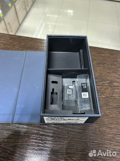Samsung Galaxy S8+, 4/64 ГБ