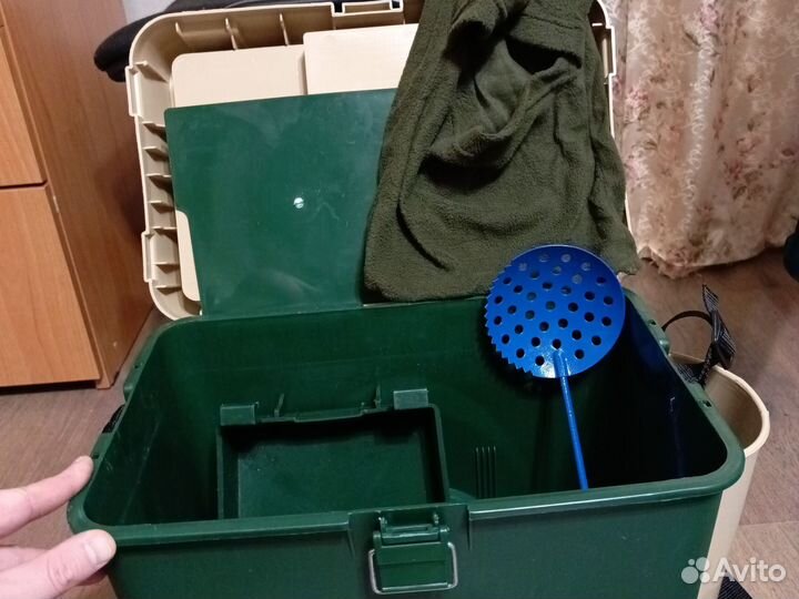 Рыболовный ящик