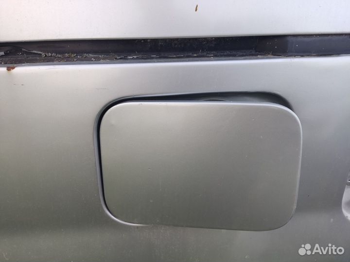 Лючок бензобака toyota noah