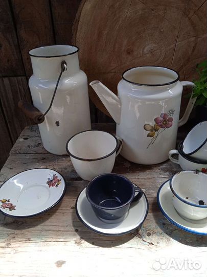 Кофейники СССР, чашки кофейные эмалированные