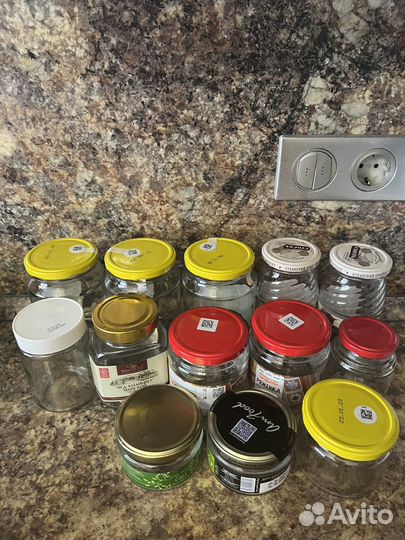 Банка стеклянная с крышкой