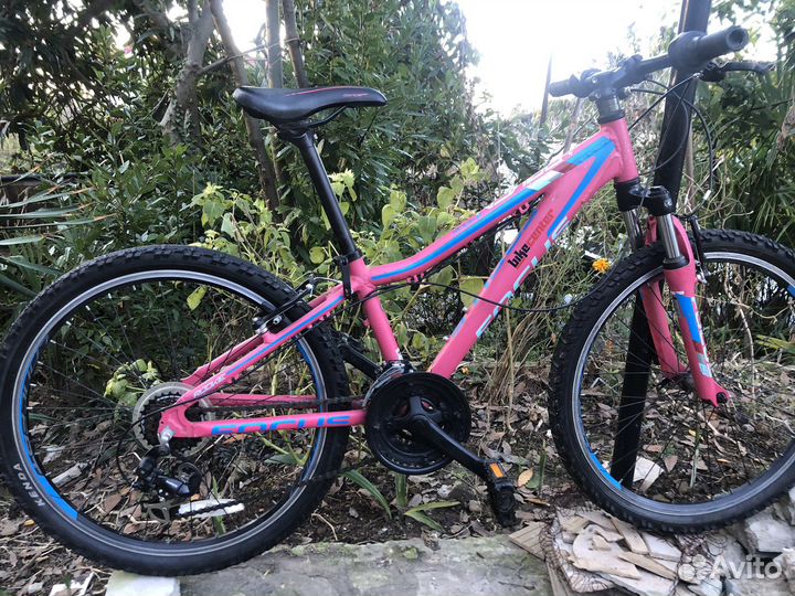 Велосипеды для него, нее и взрослой дочери