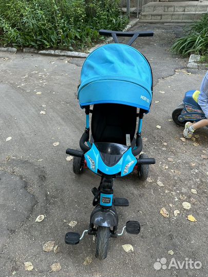 Велосипед трехколесный с ручкой