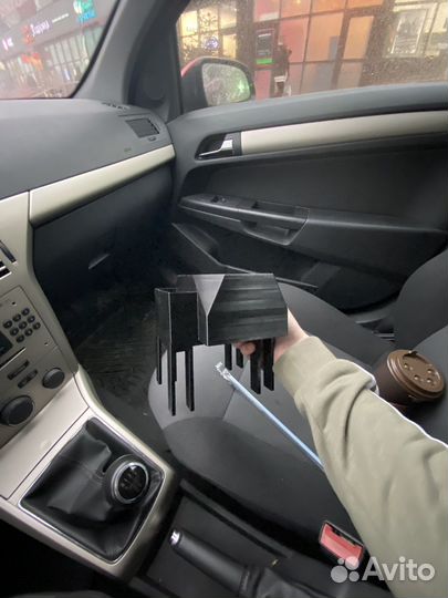 Opel astra h подстаканник