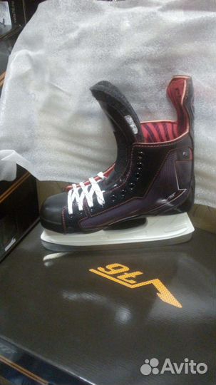 Коньки хоккейные V76 F1.1 с высокой стойкой V76