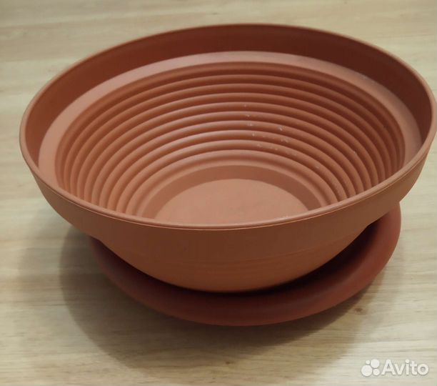 Вазон для цветов