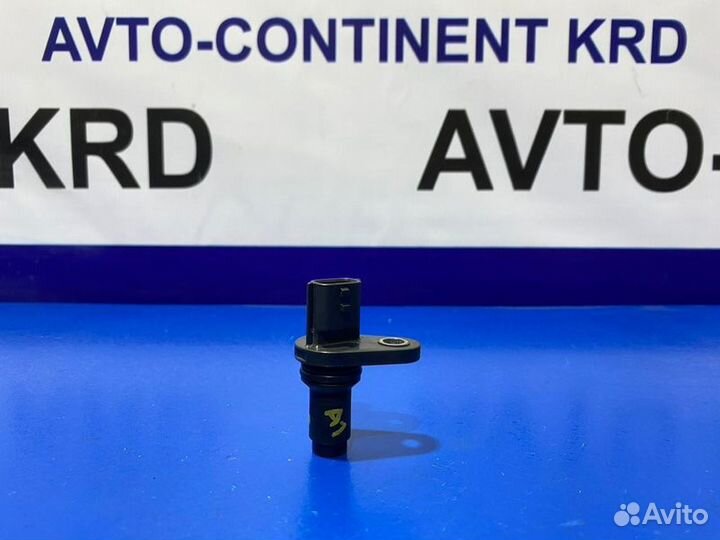 Датчик положения распредвала Nissan Serena C26