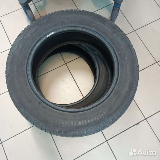 Continental ContiWinterContact TS 830 P 215/60 R16