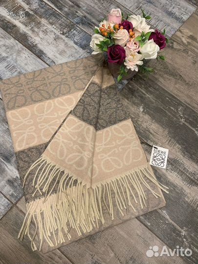 Кашемировый палантин шарф Loewe бежевый полосатый