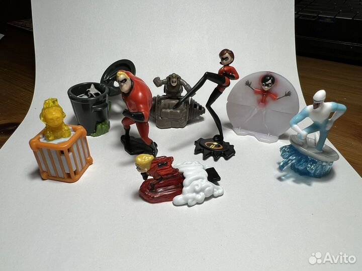 Киндеры игрушки фигурки